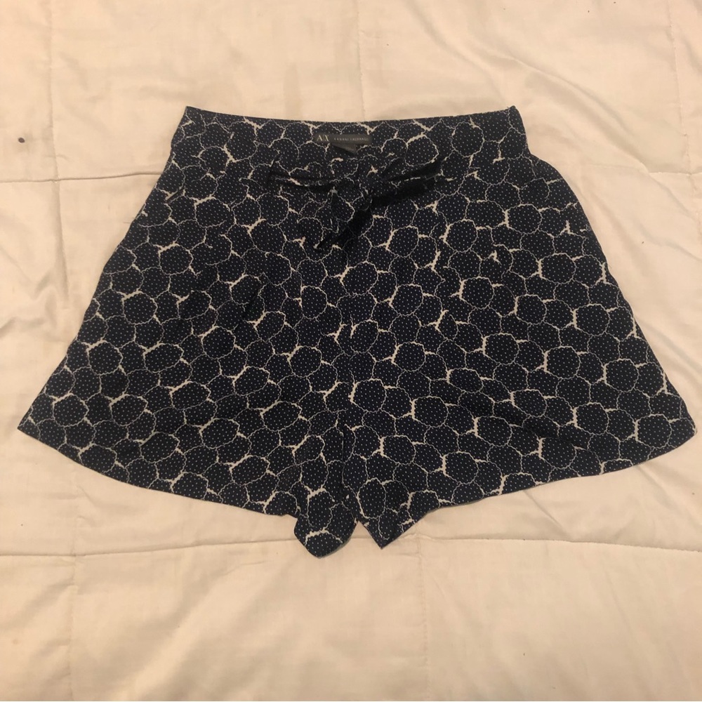 3/40$ Armani Exchange - Blue & White Tye zip Shorts with Pockets